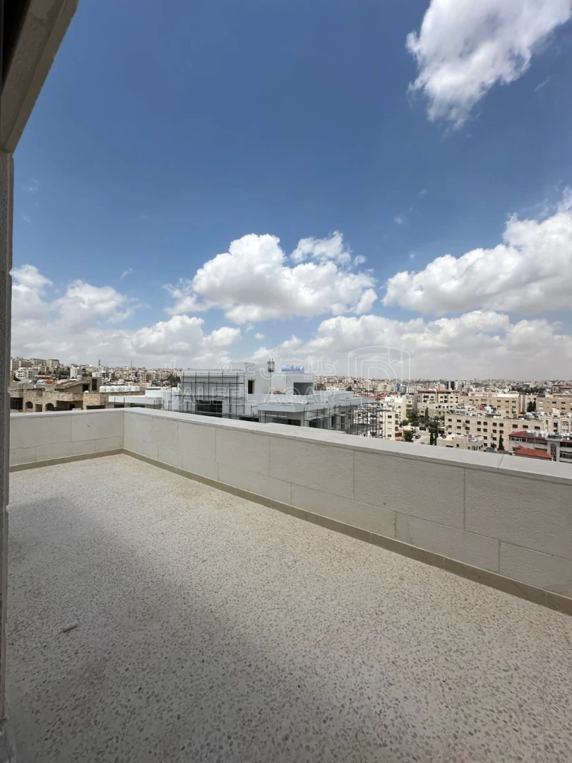 شقة في خلدا - بالقرب من مطعم ورد  - 77,000 دأ - صورة 1