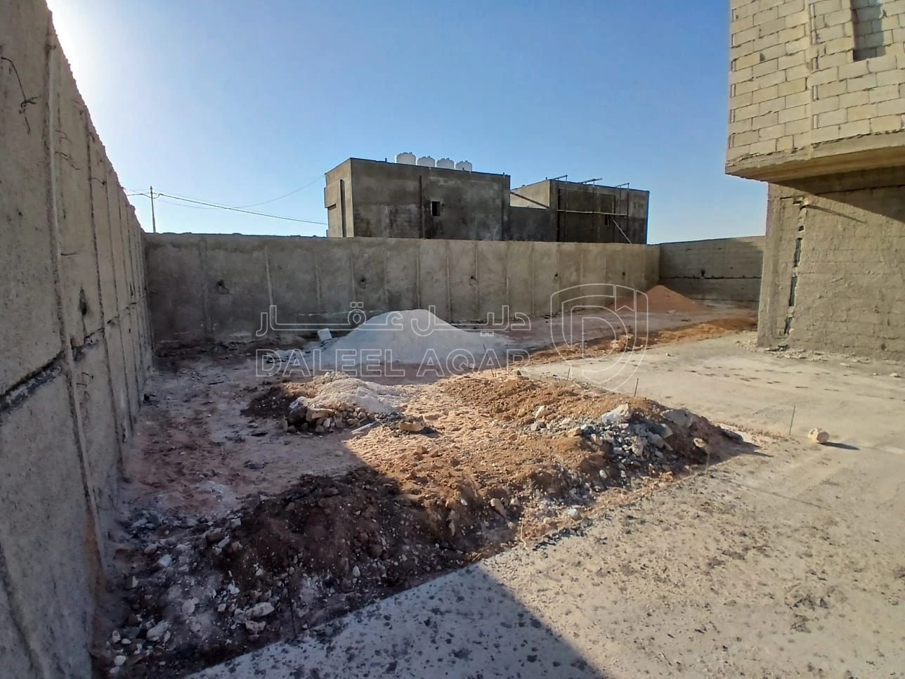 فيلا/منزل في شارع المطار  - 157,000 دأ - صورة 4