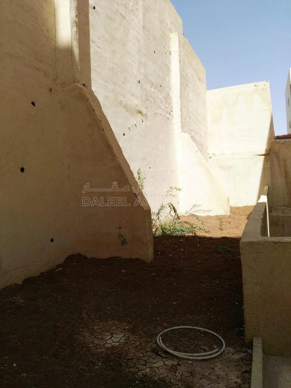 شقة في عمان ، طبربور ، قرب دوار الدبابة  - 55,000 دأ - صورة 1