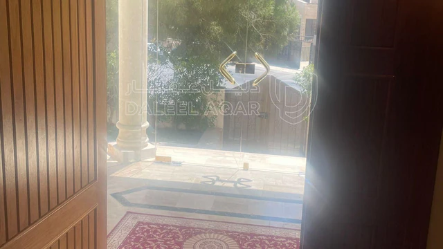 فيلا/منزل في عمان الجبيهة بجانب مسجد ابو الحاج التلاوي  - 530,000 دأ - صورة NaN