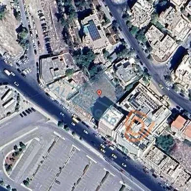 أرض في منطقة العبدلي، شارع امية بن عبد شمس - 900,000 دأ - صورة 1