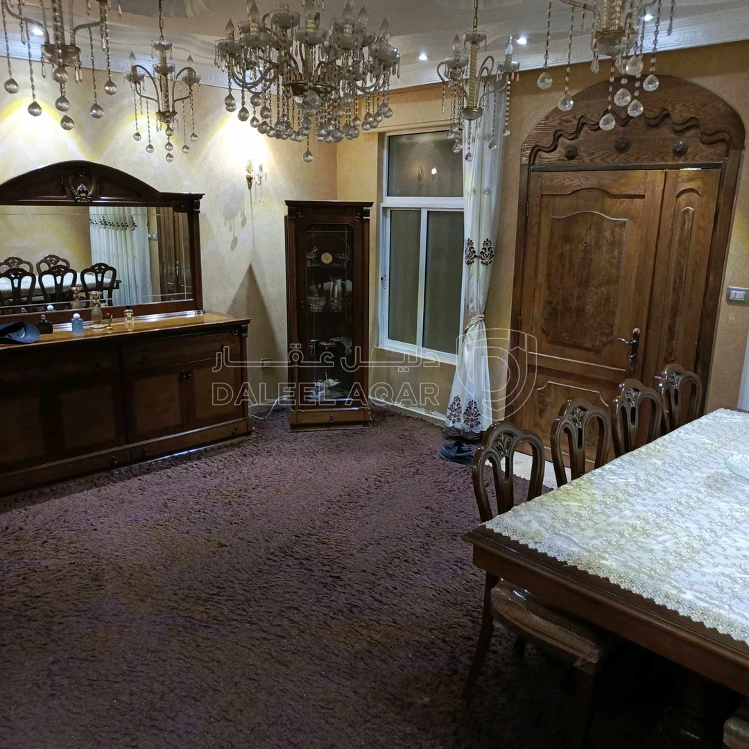 فيلا/منزل في ماركا الجنوبية /نادي السباق/بجوار مدرسة بن زيدون - 125,000 دأ - صورة 1