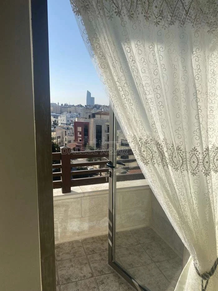 شقة في الشميساني - بجانب السفارة المغربية - خلف السيفوي - 90,000 دأ - صورة 1