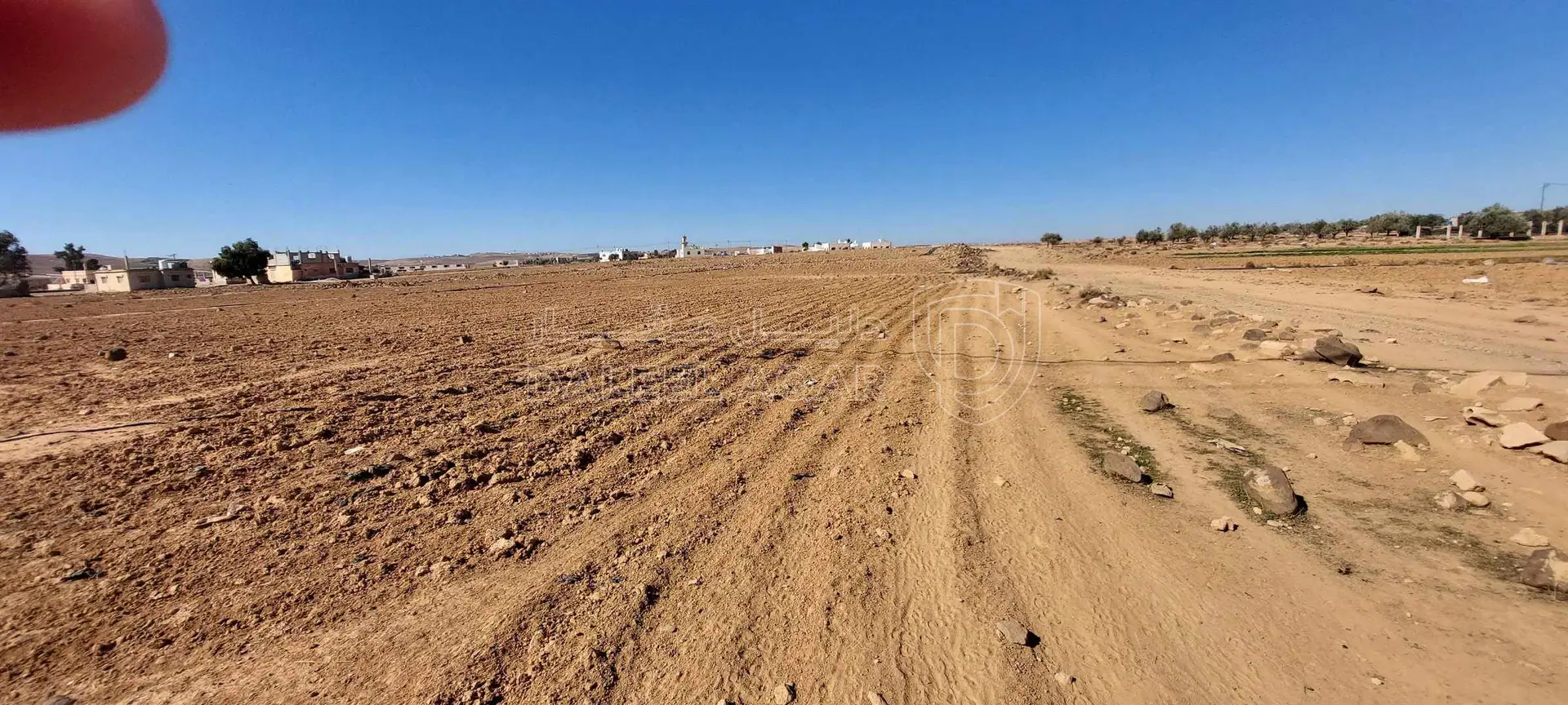 أرض في ارض للبيع منطقة الخربة السمراء من المالك مباشرة  - 65,000 دأ - صورة 1
