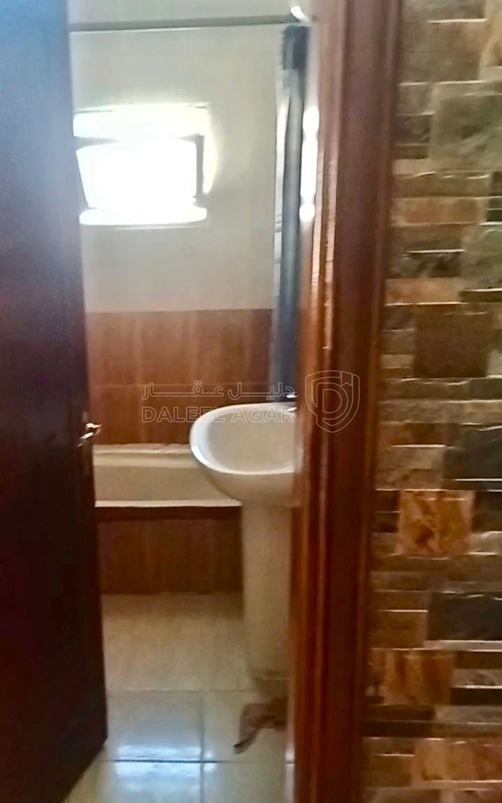 شقة في شقه سكنيه للبيع دوار خ - 28,000 دأ - صورة 1