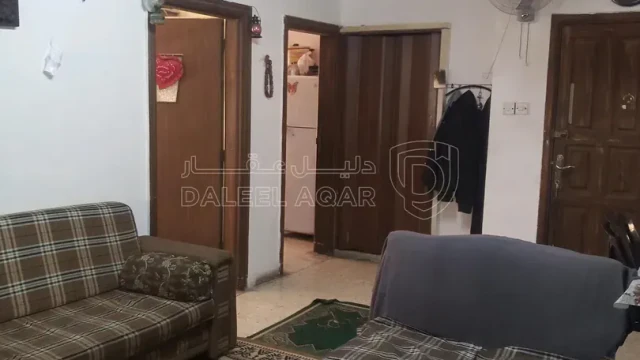 شقة - عمان/أم نوارة/شارع الجسور العشرة خلف كازية الفنار  - 19000 دأ