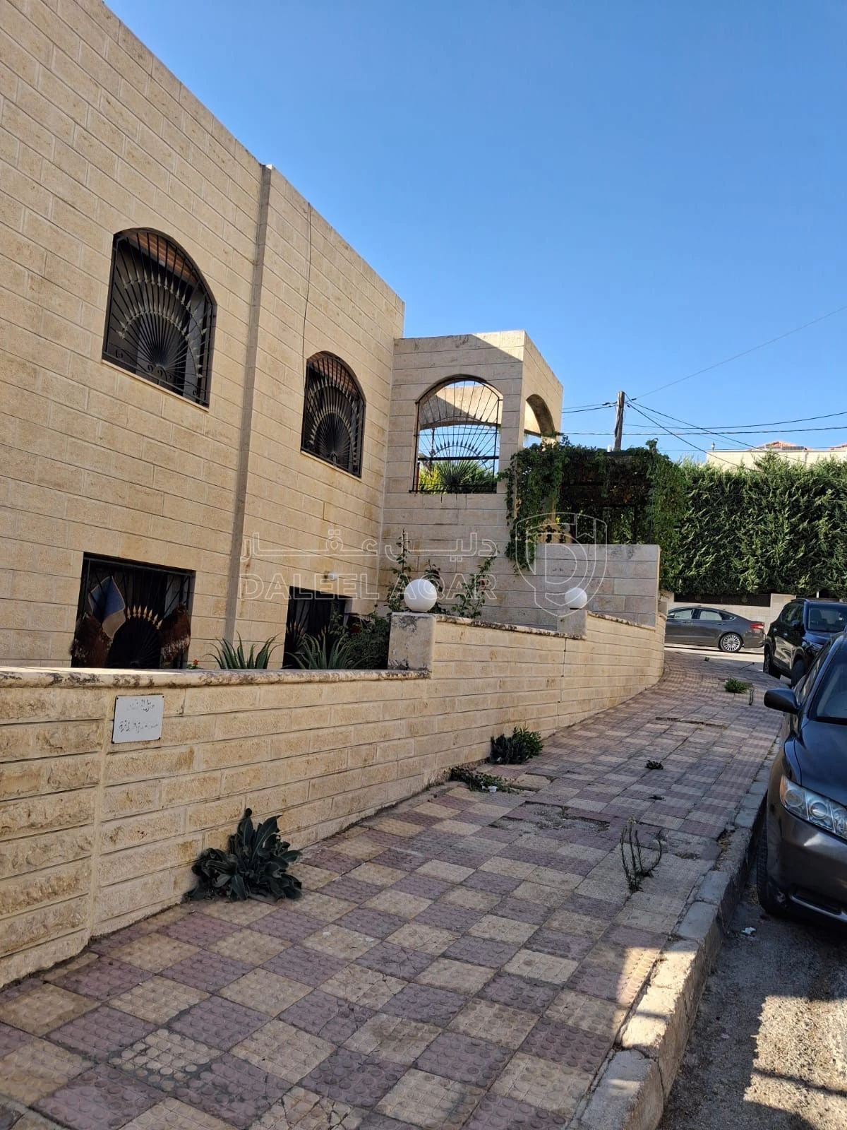 فيلا/منزل في مرج الحمام خلف طريق المطار إسكان السلطة - 370,000 دأ - صورة 9