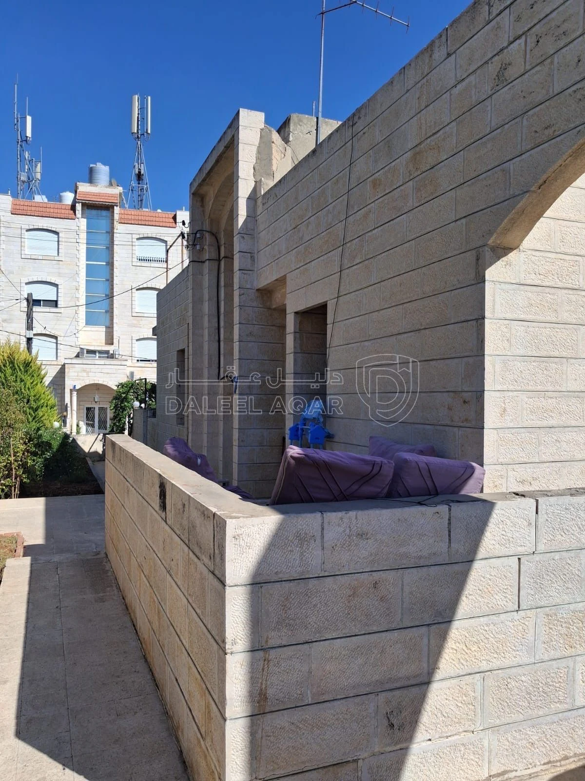 فيلا/منزل في مرج الحمام خلف طريق المطار إسكان السلطة - 370,000 دأ - صورة 18