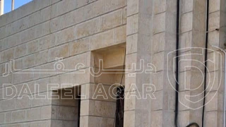 فيلا/منزل - مرج الحمام خلف طريق المطار إسكان السلطة - 370000 دأ