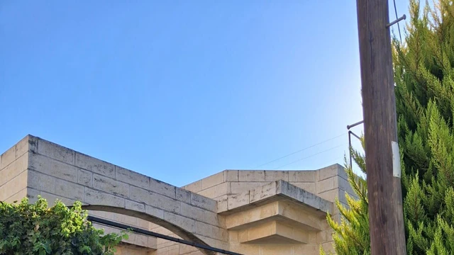 فيلا/منزل في مرج الحمام خلف طريق المطار إسكان السلطة - 370,000 دأ - صورة NaN
