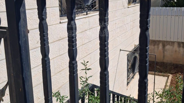 فيلا/منزل في مرج الحمام خلف طريق المطار إسكان السلطة - 370,000 دأ - صورة NaN