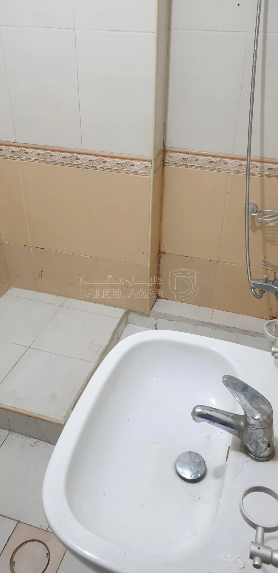 شقة في طبربور / حي الخزنه بالقرب من سوبرماركت نانا - 28,000 دأ - صورة 3