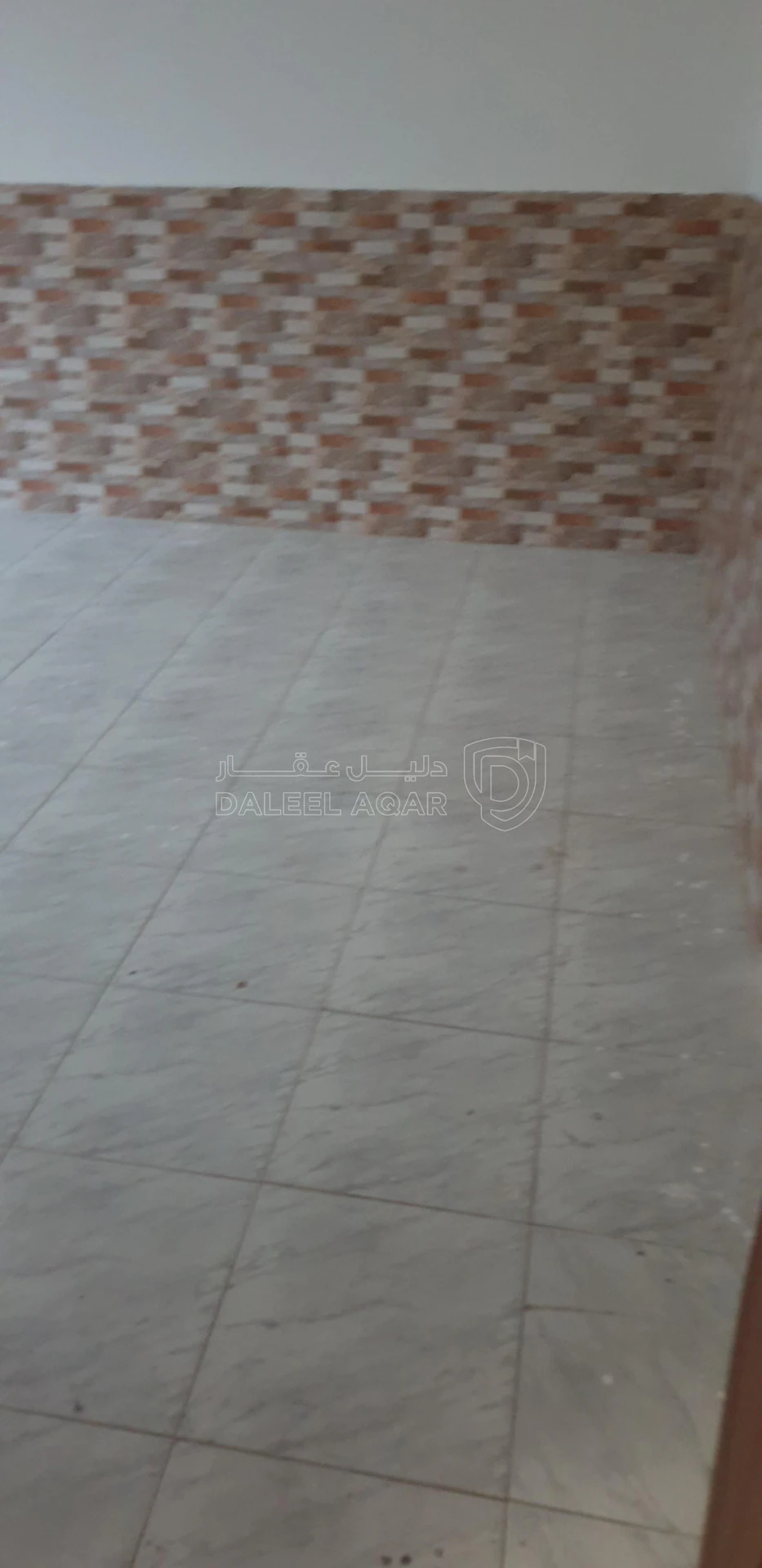 شقة في طبربور / حي الخزنه بالقرب من سوبرماركت نانا - 28,000 دأ - صورة 13