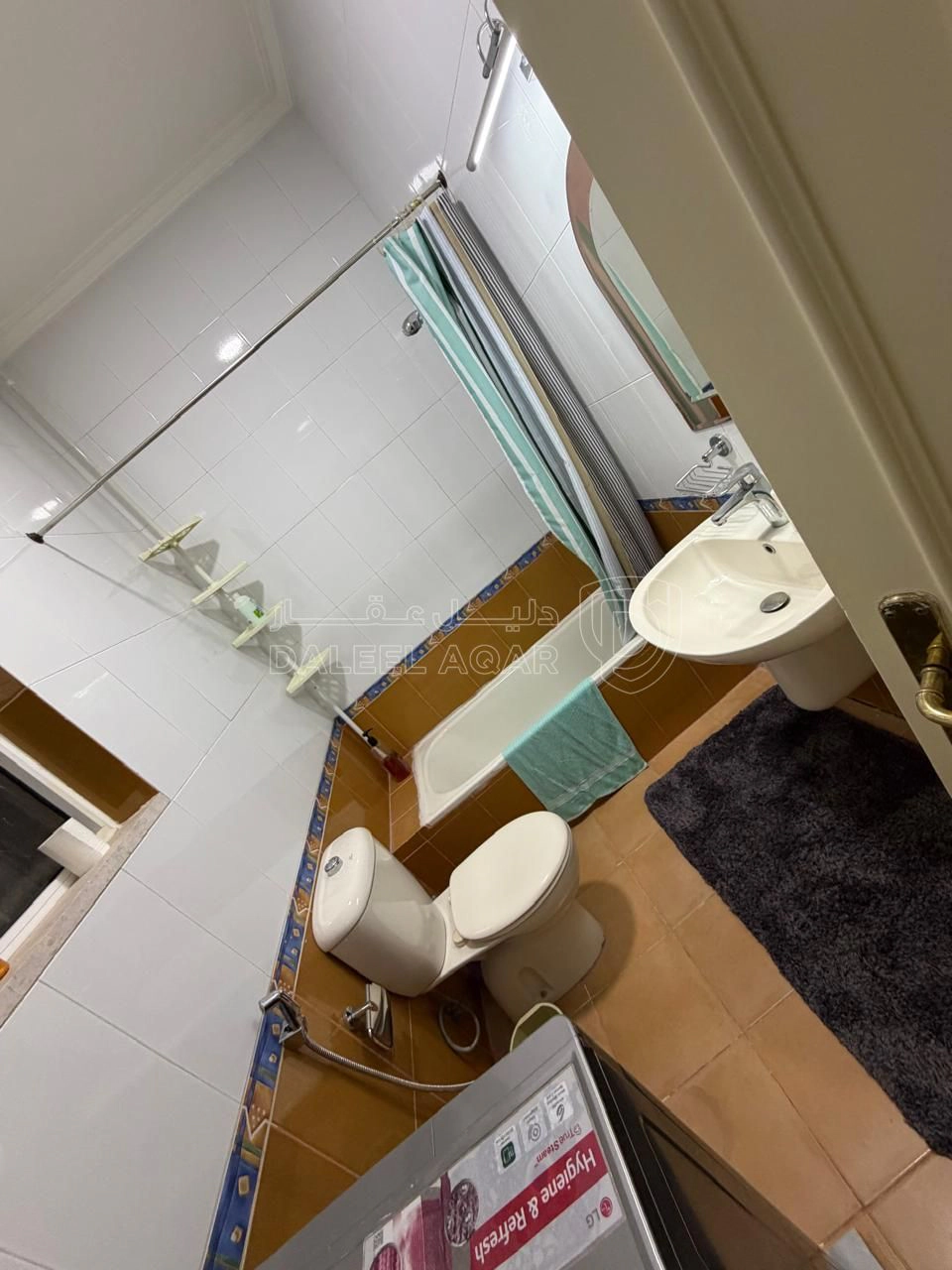 شقة في شارع ابراهيم القطان, السابع - 100,000 دأ - صورة 1