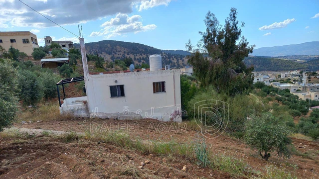 مزرعة/شاليه - بيت ريفي مكون من غرفتين ومطبخ وحمام - 115000 دأ