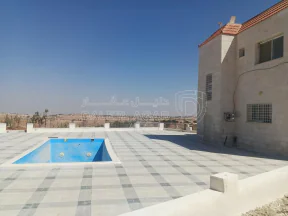مزرعة/شاليه في شاليه او مزرعة - 220,000 دأ - صورة NaN