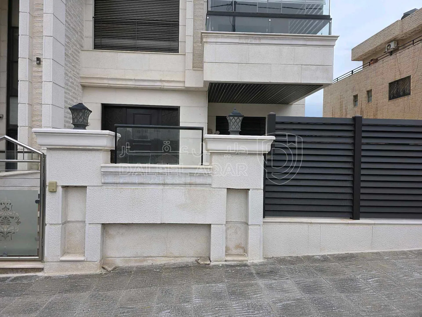 شقة في الرابية بعد فندق الدايز ان - 195,000 دأ - صورة 1