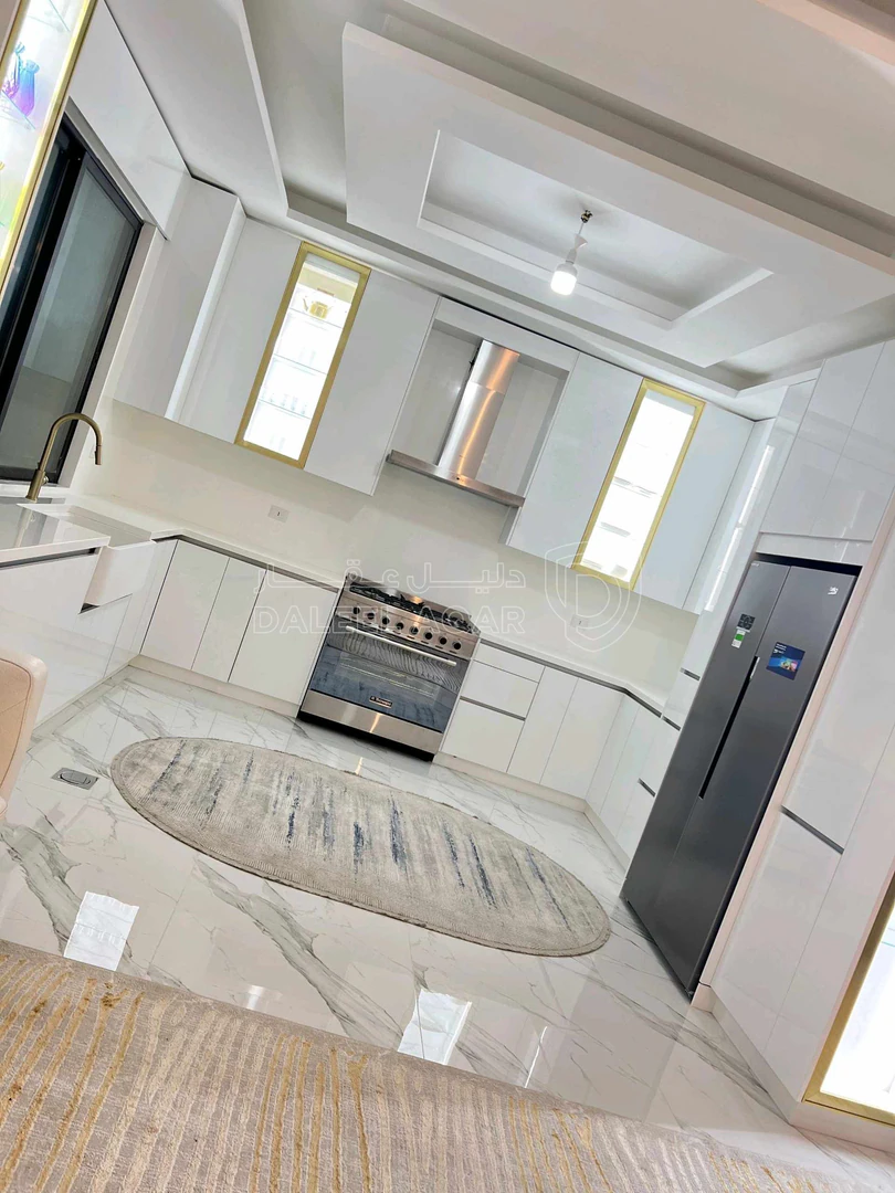 شقة في الرابية بعد فندق الدايز ان - 195,000 دأ - صورة 1