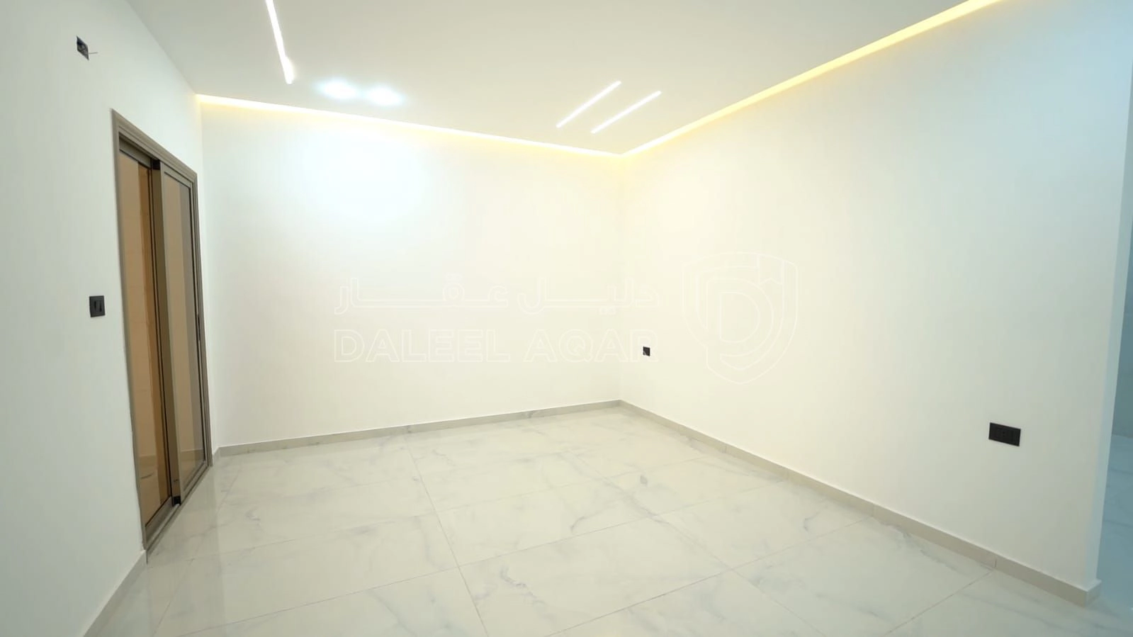 شقة في الزرقاء/مدينة الشرق/ضاحية الاميره سلمى - 85,000 دأ - صورة 1