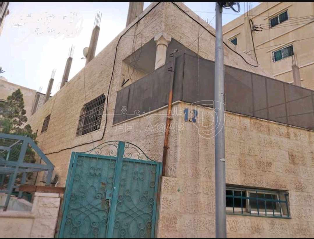 مبنى في الزرقاء - جبل طارق - قرب مسجد جبل طارق  - 79,000 دأ - صورة 1