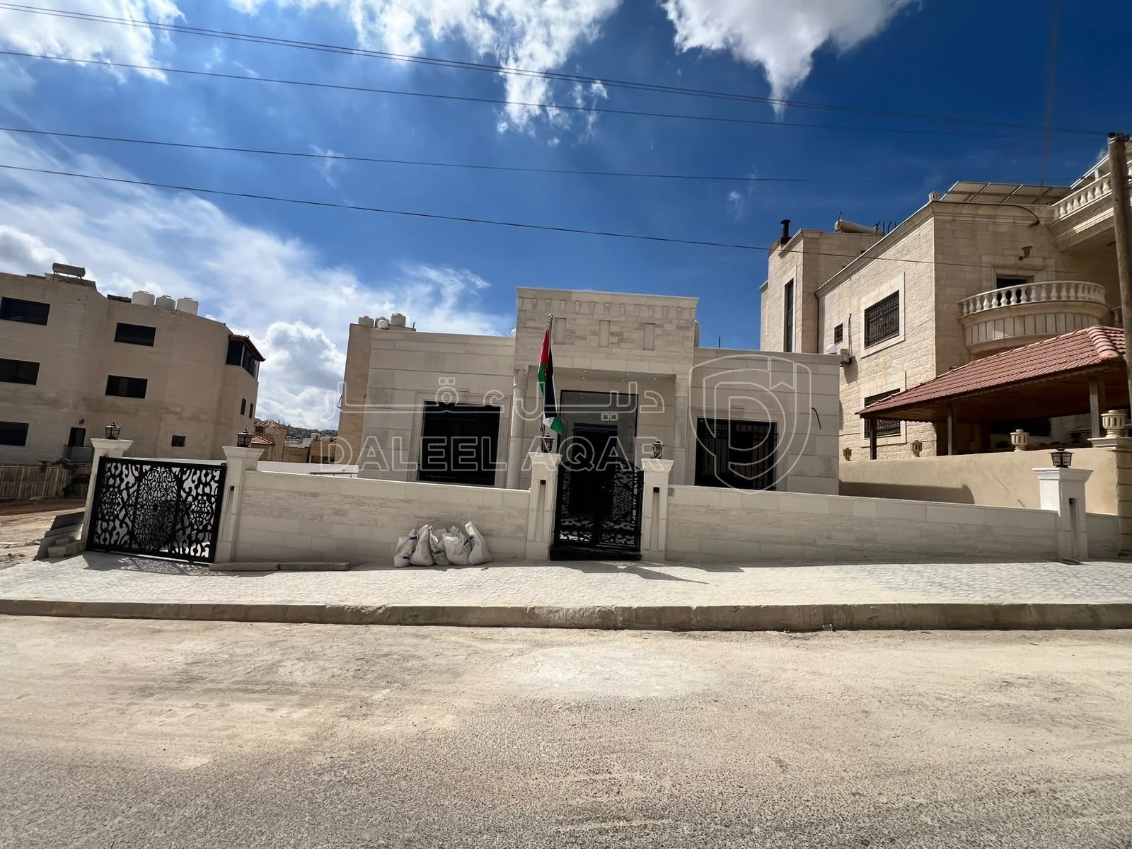 فيلا/منزل في عمان ابونصير / بالقرب من قصر عبد الرؤوف الروابده - 225,000 دأ - صورة 19
