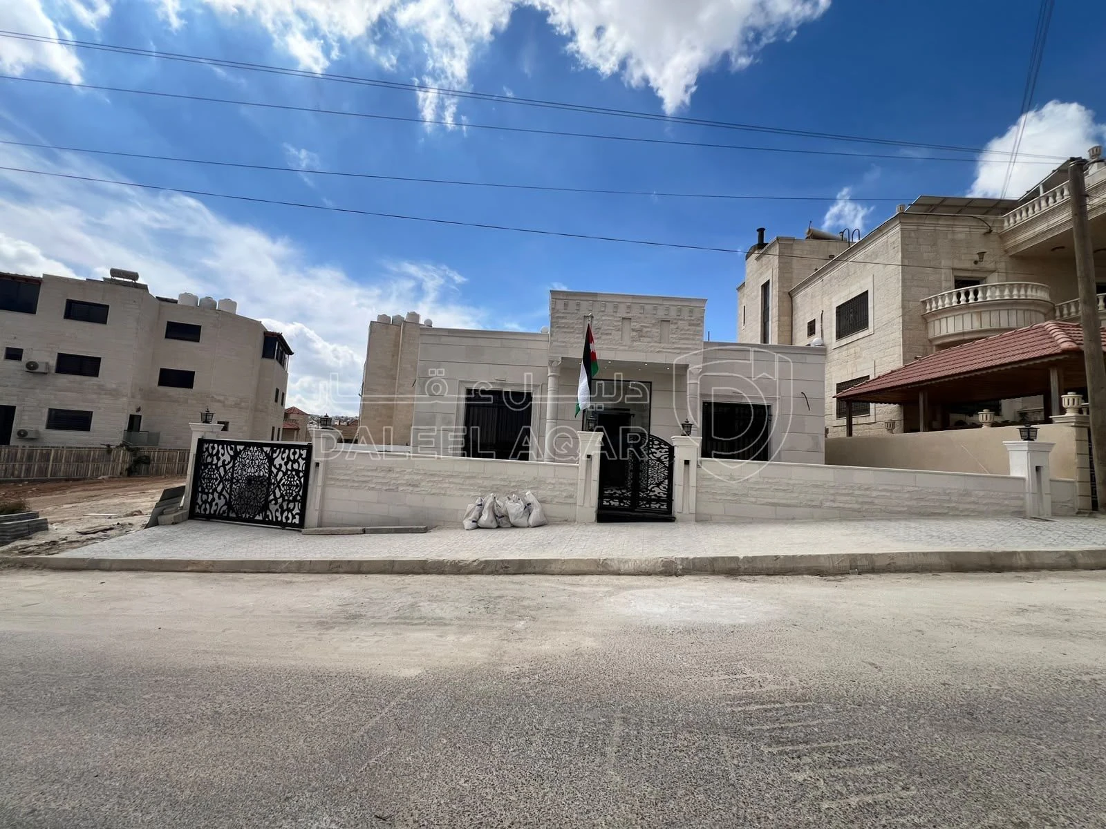 فيلا/منزل في عمان ابونصير / بالقرب من قصر عبد الرؤوف الروابده - 225,000 دأ - صورة 23