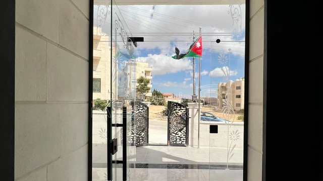 فيلا/منزل في عمان ابونصير / بالقرب من قصر عبد الرؤوف الروابده - 225,000 دأ - صورة NaN