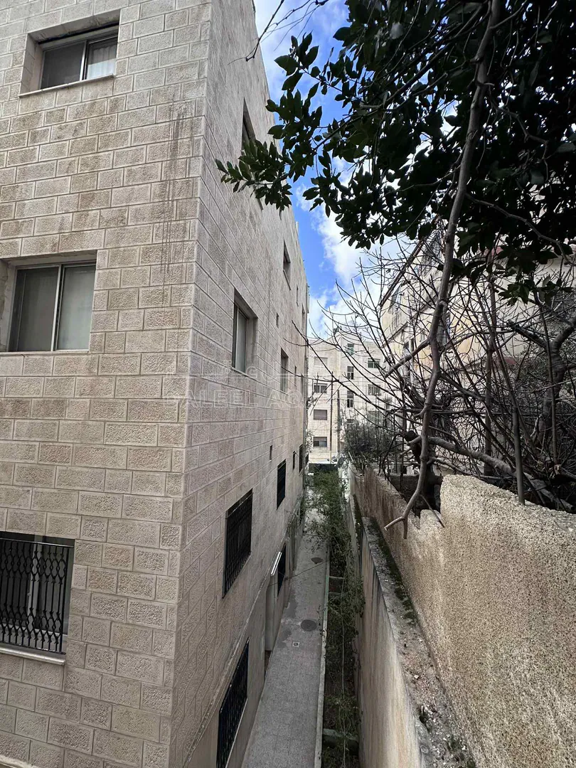 مبنى في شارع نور دين زنكي بتجاه مسجد خليل الرحمن عمارع177 - 335,000 دأ - صورة 1