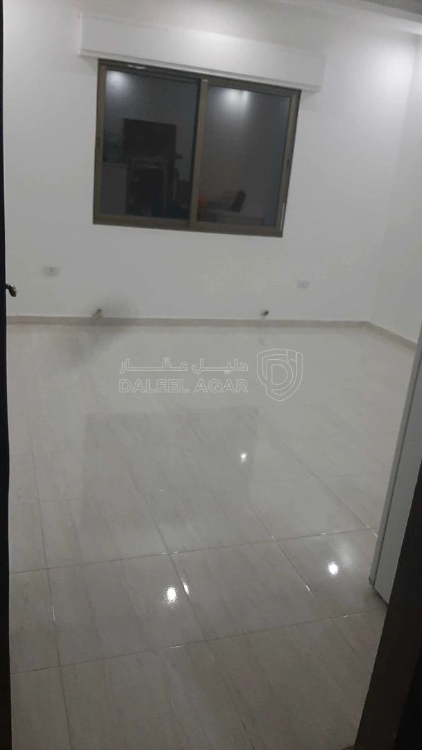 شقة في أبو نصير شارع الأردن  - 60,000 دأ - صورة 1