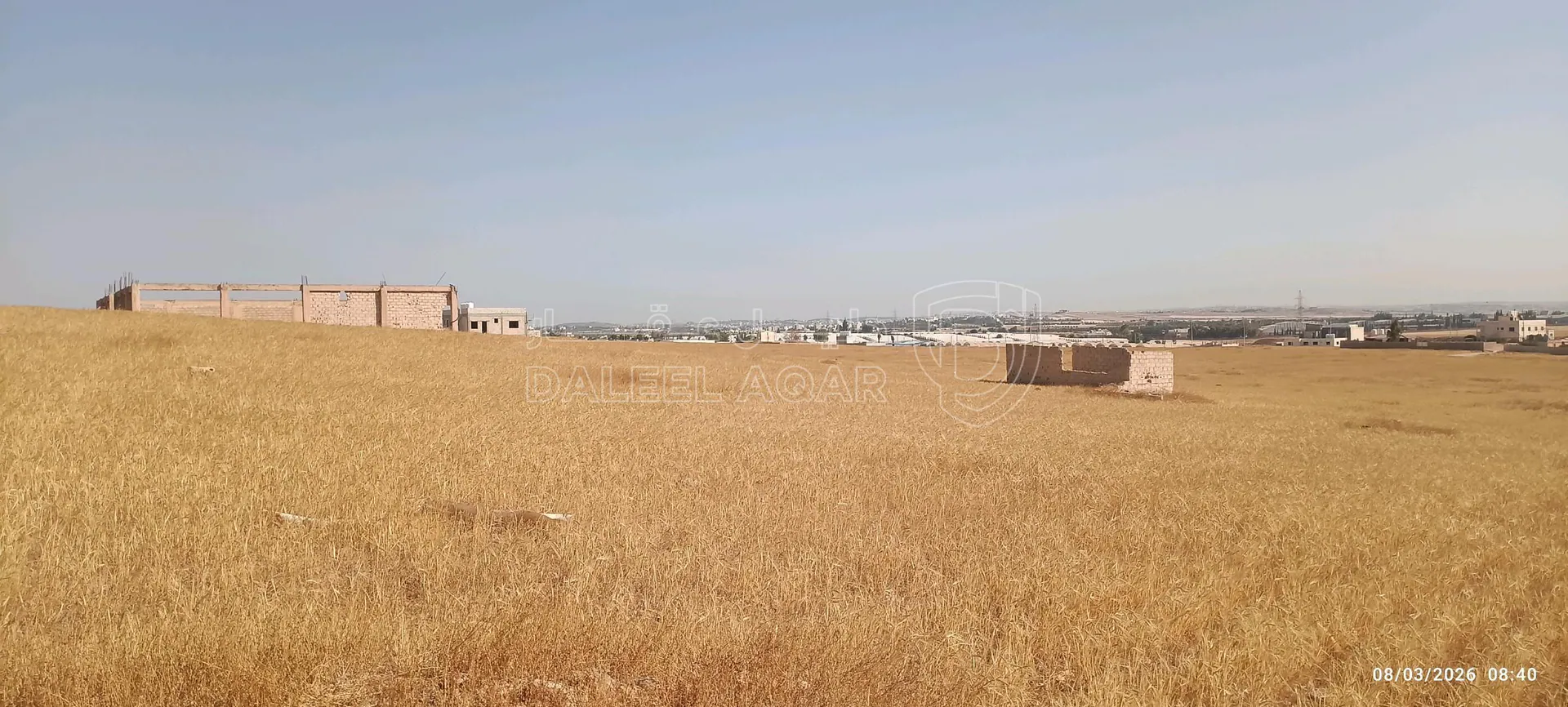 أرض في القسطل حوض الموارس خلف مزرعة بيسان - 60,000 دأ - صورة 1