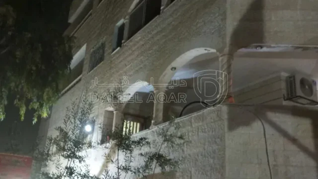 مبنى - الزرقاء خلف السيفوي  - 250000 دأ