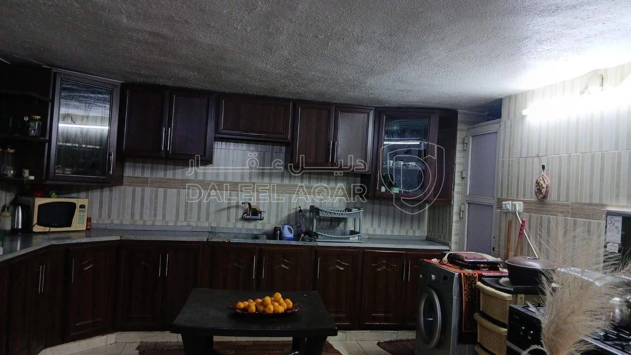 مبنى في الزرقاء-الزواهرة بالقرب من دوار الدلة - 45,000 دأ - صورة 1