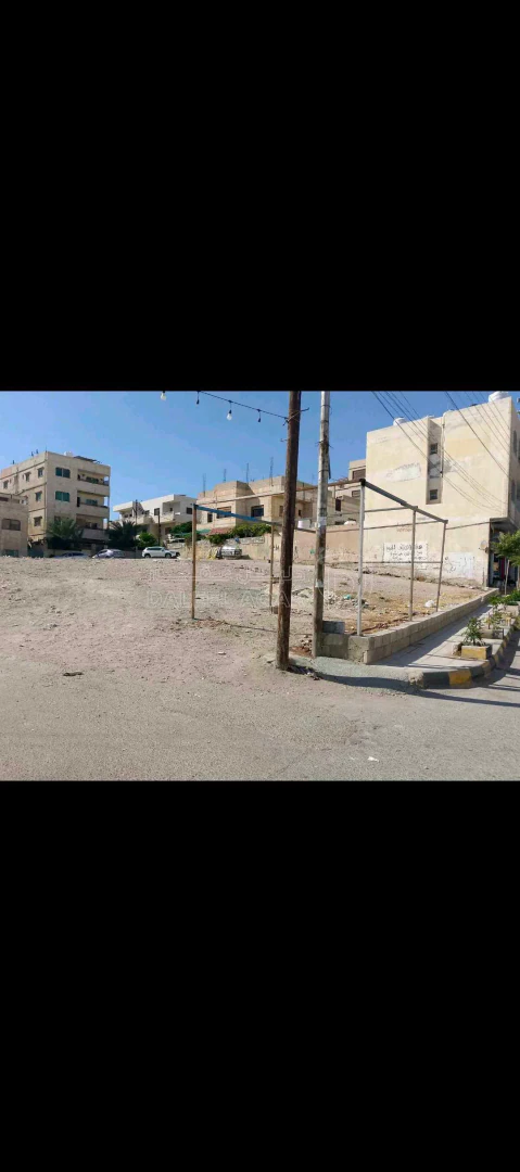 أرض في الزرقاء حي شاكر - 50,000 دأ - صورة 1