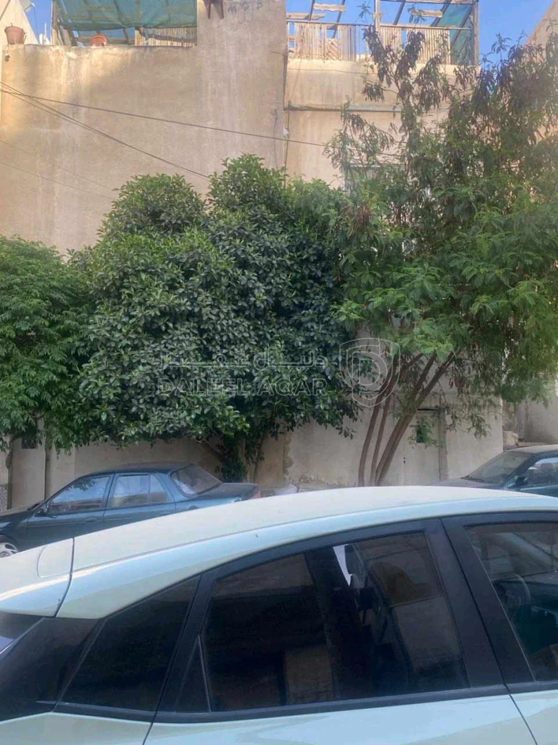 مبنى في الجبل الابيض حي الخلايلة بجانب مسجد المحتسبين - 27,000 دأ - صورة 1