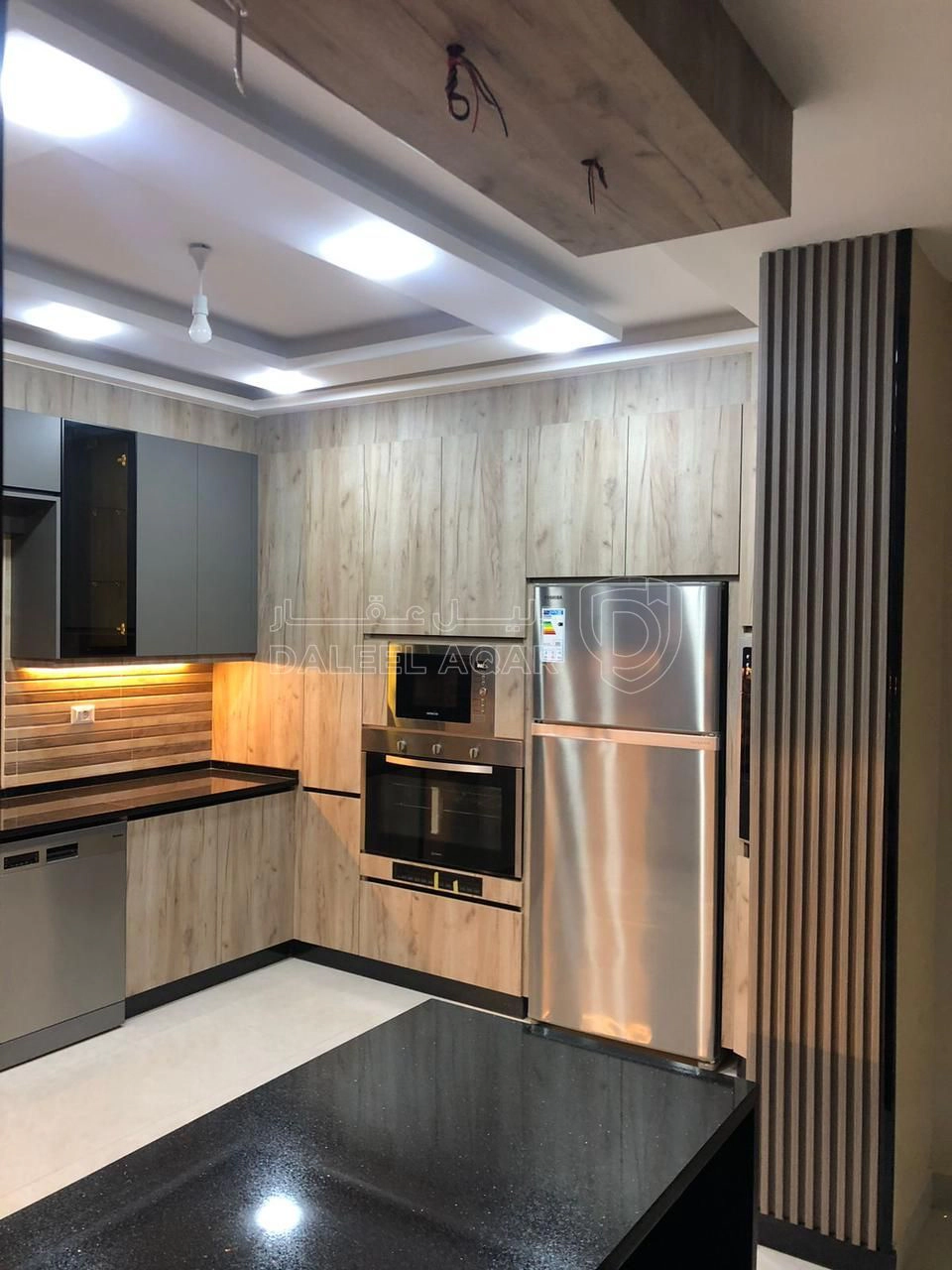 شقة في قرب مسجد جبران  - 125,000 دأ - صورة 1
