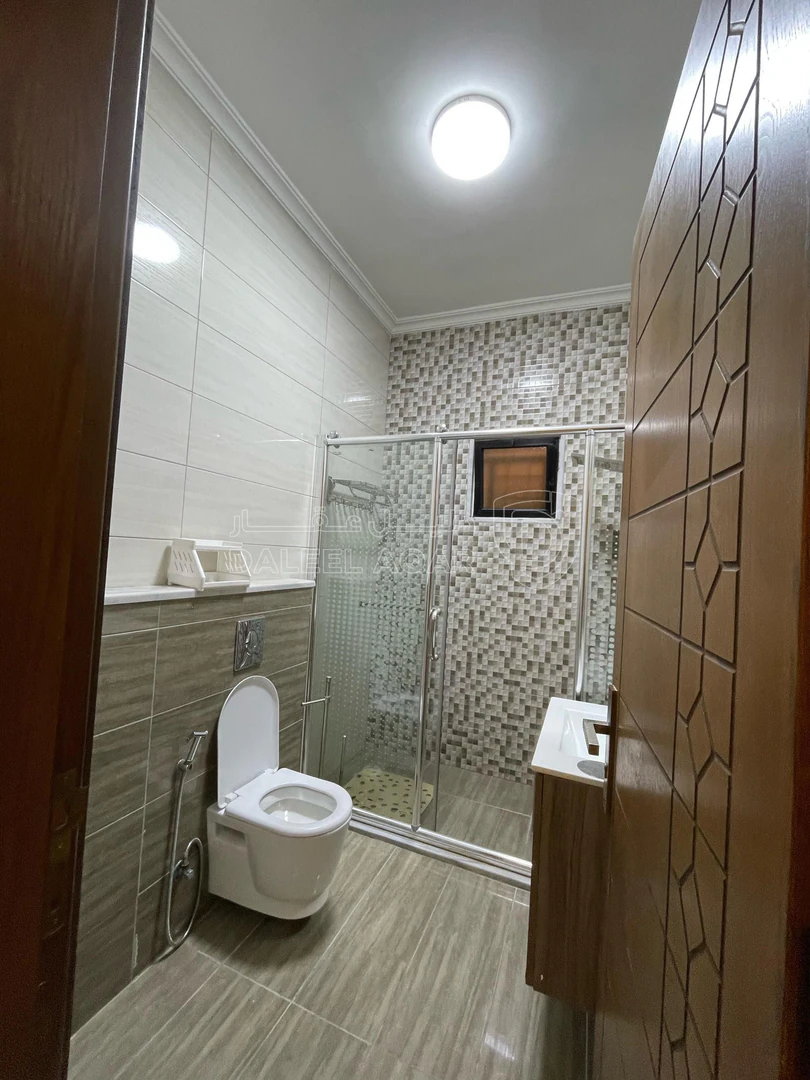 شقة في ضاحية الرشيد مقابل صيدلية كرز / قرب دوار المغناطيس - 155,000 دأ - صورة 1