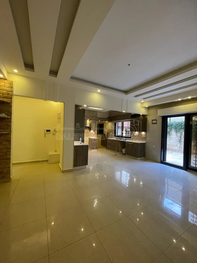 شقة في ضاحية الرشيد مقابل صيدلية كرز / قرب دوار المغناطيس - 155,000 دأ - صورة 1