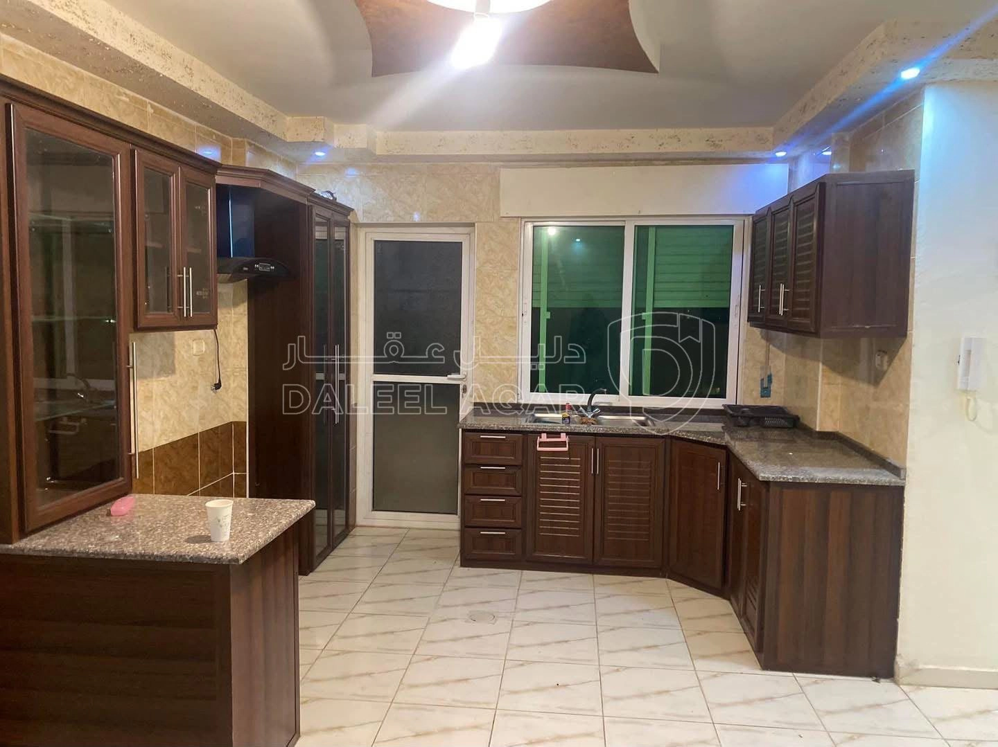 شقة في اربد دوار بردى - 34,000 دأ - صورة 1