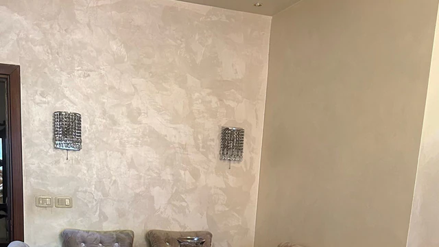 شقة في الكوم - قرب مسجد الفاروق عمر - 100,000 دأ - صورة NaN