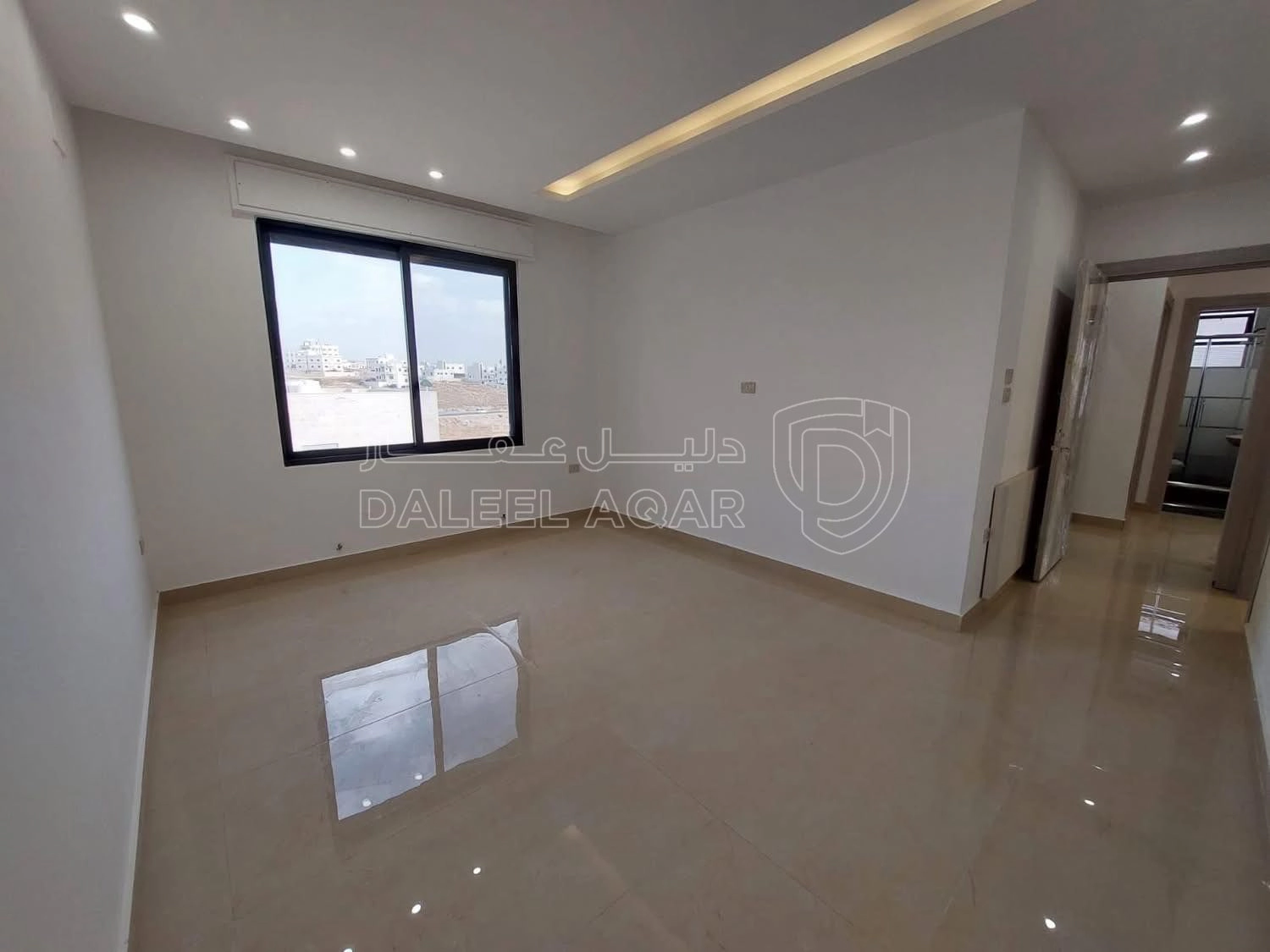 شقة في البنيات - 68,000 دأ - صورة 1