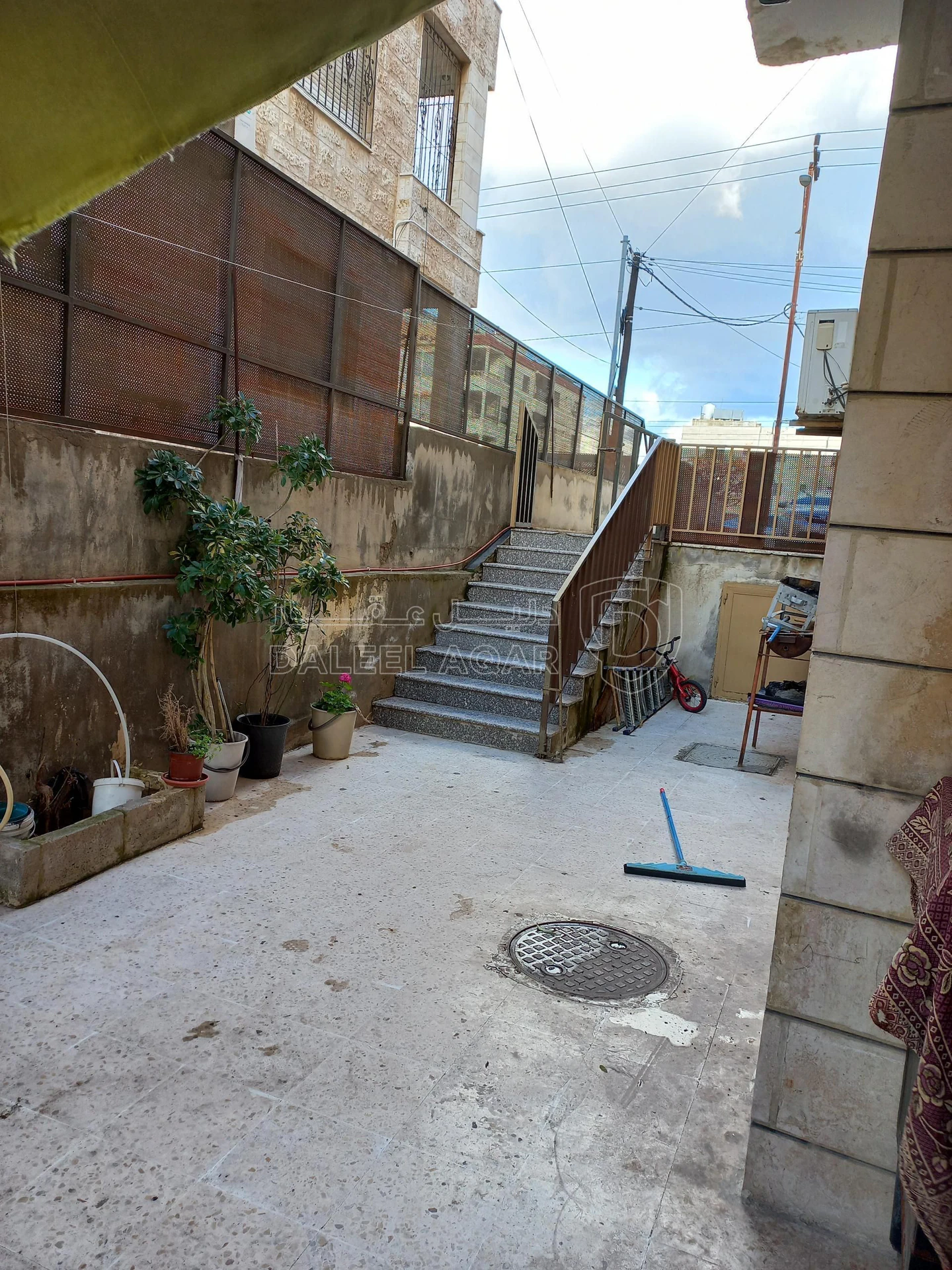 شقة في اربد الحي الشرقي  - 55,000 دأ - صورة 13