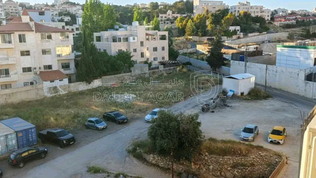 أرض في للبيع  ارض سكني أ بشارع المدينة الطبيه حي الرحماني - 700,000 دأ - صورة 1