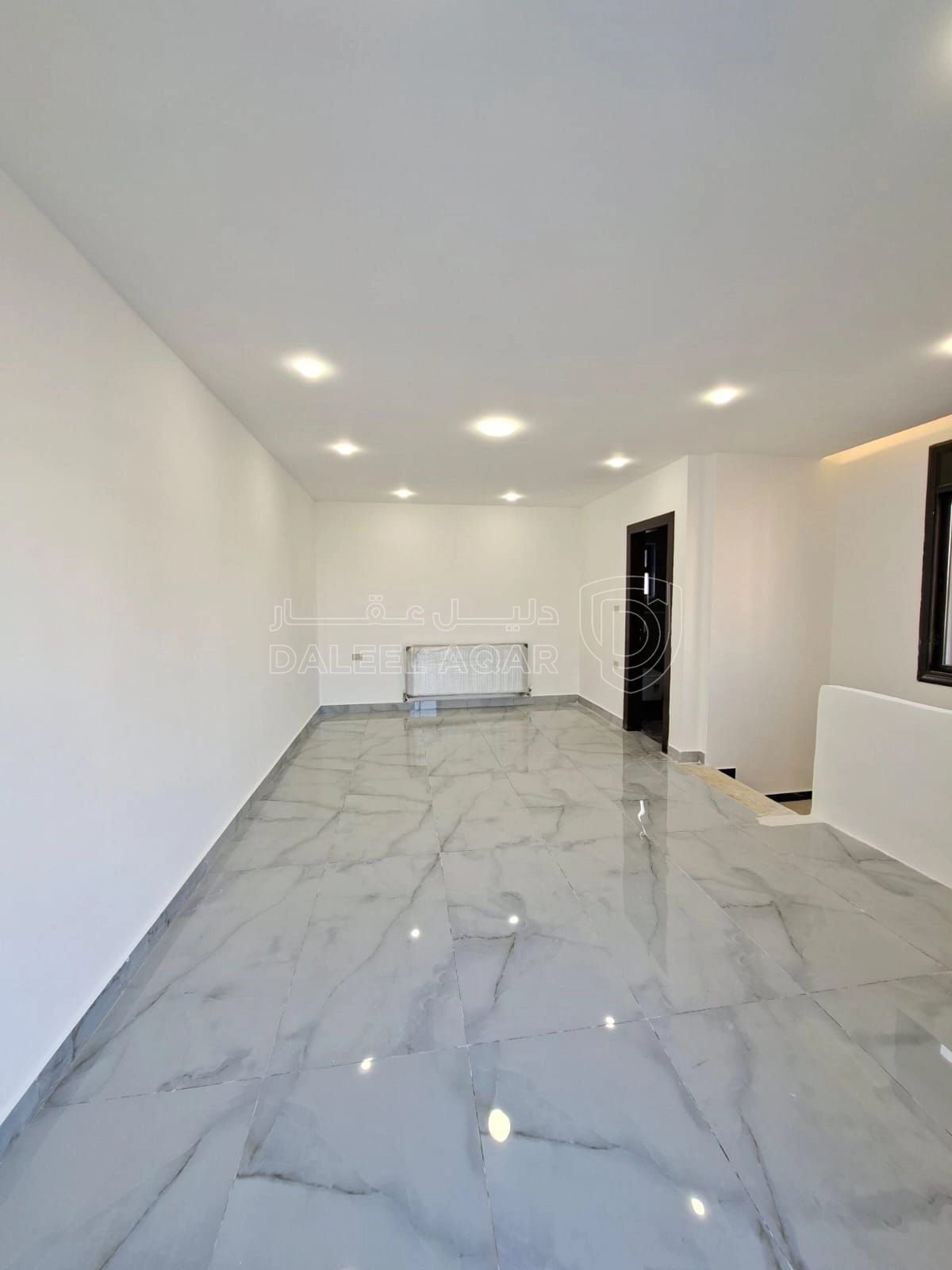 شقة في ضاحية الرشيد - بالقرب من دوار اقرأ - 110,000 دأ - صورة 1