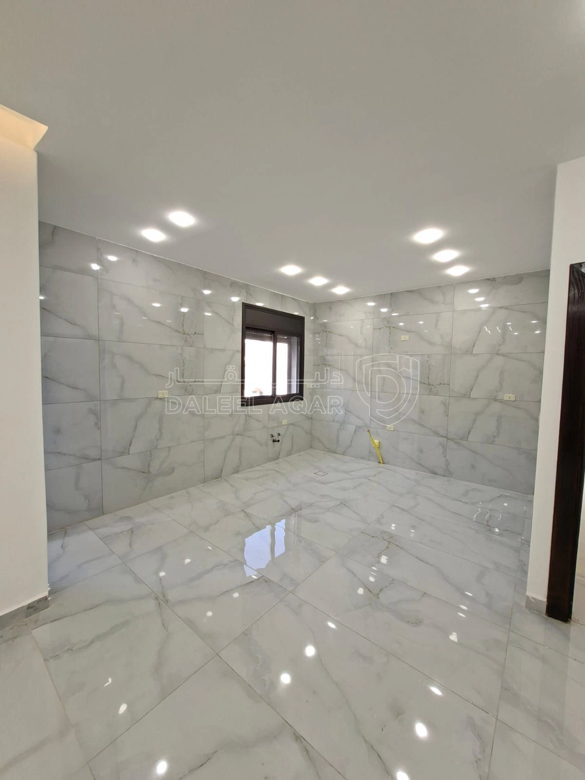 شقة في ضاحية الرشيد - بالقرب من دوار اقرأ - 110,000 دأ - صورة 1