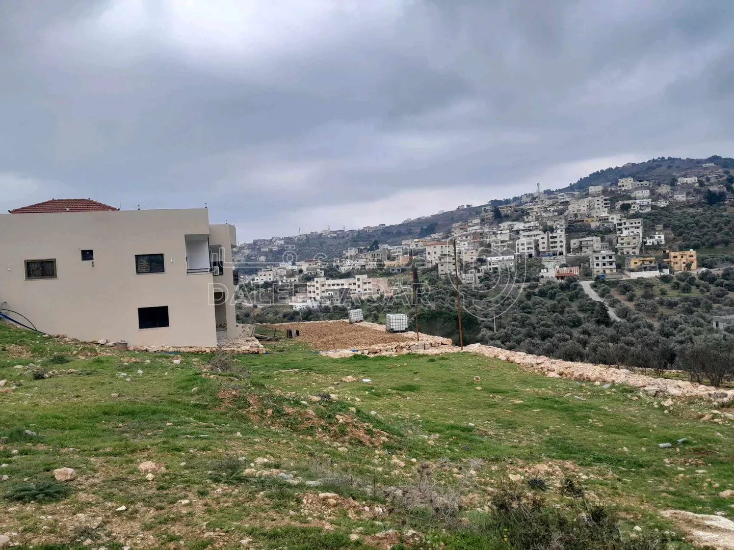 فيلا/منزل في جرش سوف - 500,000 دأ - صورة 1