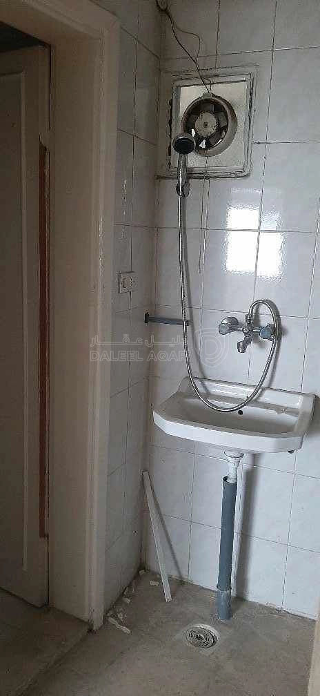 مكتب/تجاري في ش الحصن عمارة بيبرس مقابل الشرق الاوسط للتامين - 9,000 دأ - صورة 1