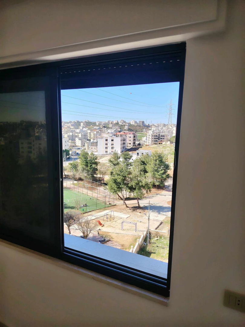 شقة في عمان... البنيات شقة دوبلكس ثالث مع رووف - 100,000 دأ - صورة 1