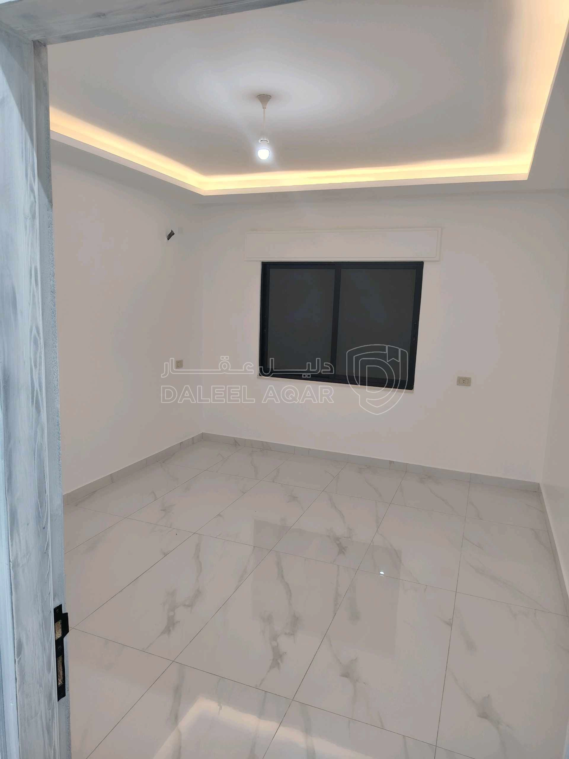 شقة في عمان... البنيات شقة دوبلكس ثالث مع رووف - 100,000 دأ - صورة 1