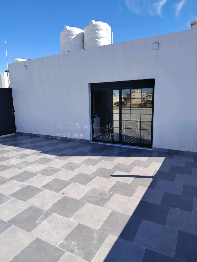 شقة في عمان... البنيات شقة دوبلكس ثالث مع رووف - 100,000 دأ - صورة 1