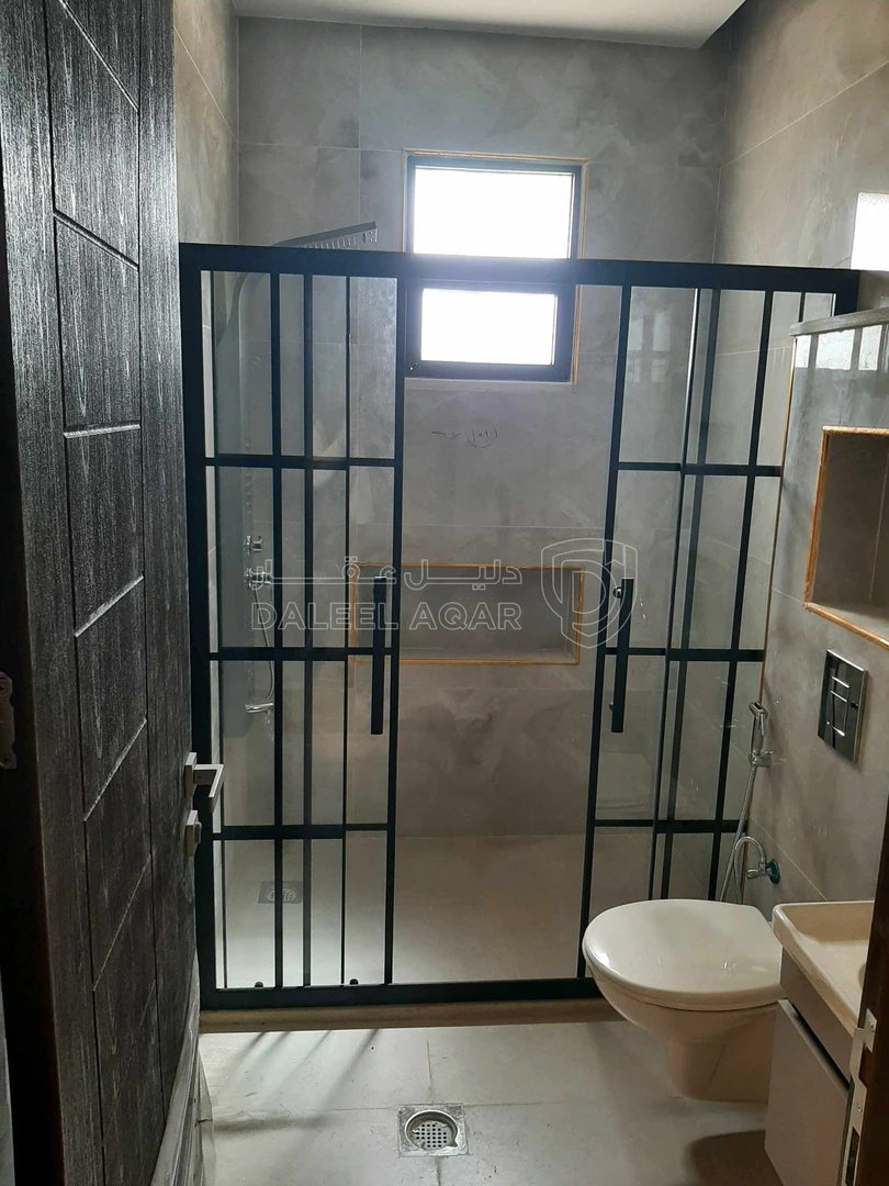 شقة في اربد الحي الشرقي قرب شمال مخابز السنبلة  - 47,000 دأ - صورة 1